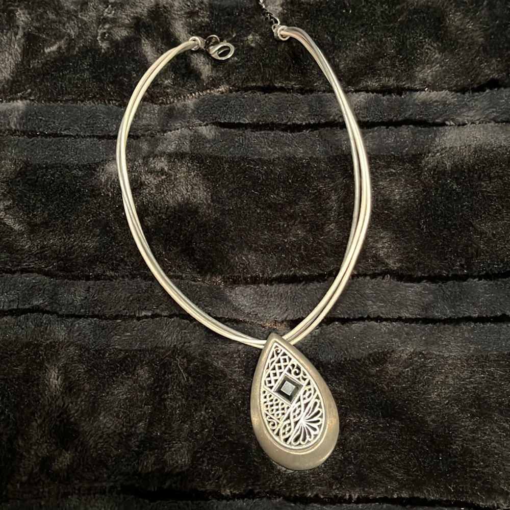 Chico’s silver & black choker necklace!
